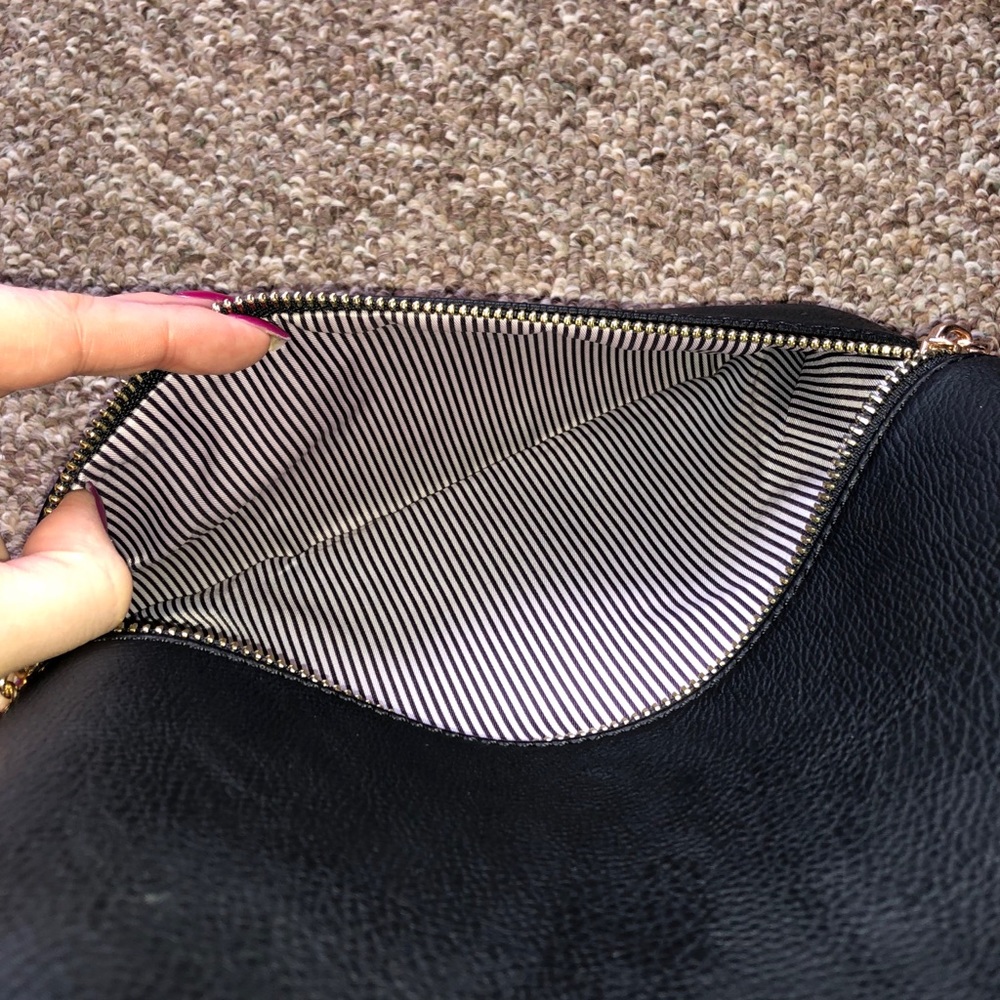 Faux leather purse - Picture 2 of 4